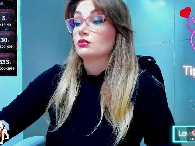 anyarosses on BongaCams 