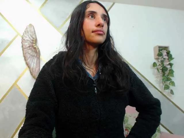 Cyrano-Roxana — a good beginning of prelude action and sensuousness around my body, and let ourselves be carried away by the moment and obtain strong sex