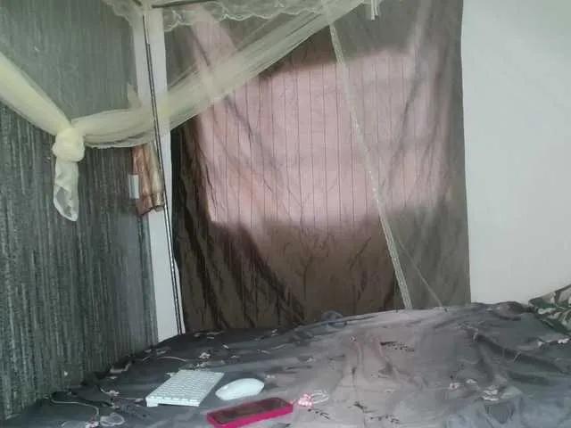 Foxy-Roxy — Huge cock or when am dominating someone