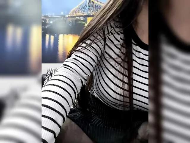 Lona-S — Smart and generous men who know how to please a girl