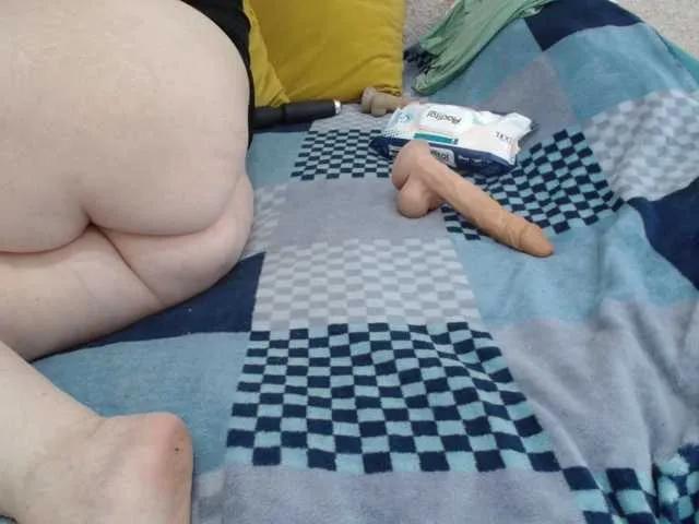 MILAax — Freechat on BongaCams