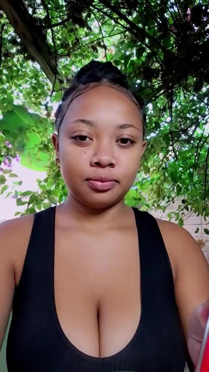 AudiaFrenchy — #ass #pussy #squirt #C2C #masturbation