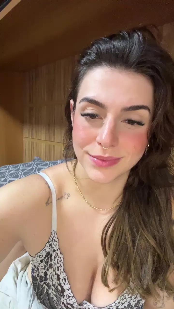 barbiehot2 — #latina #buceta #peitos