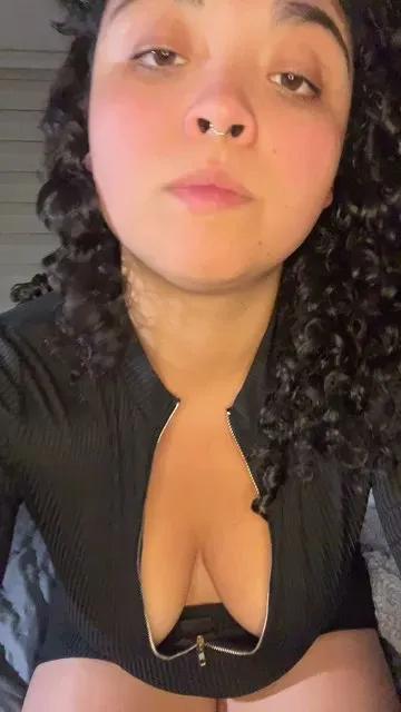 bbycurlyy — Freechat on Cam4