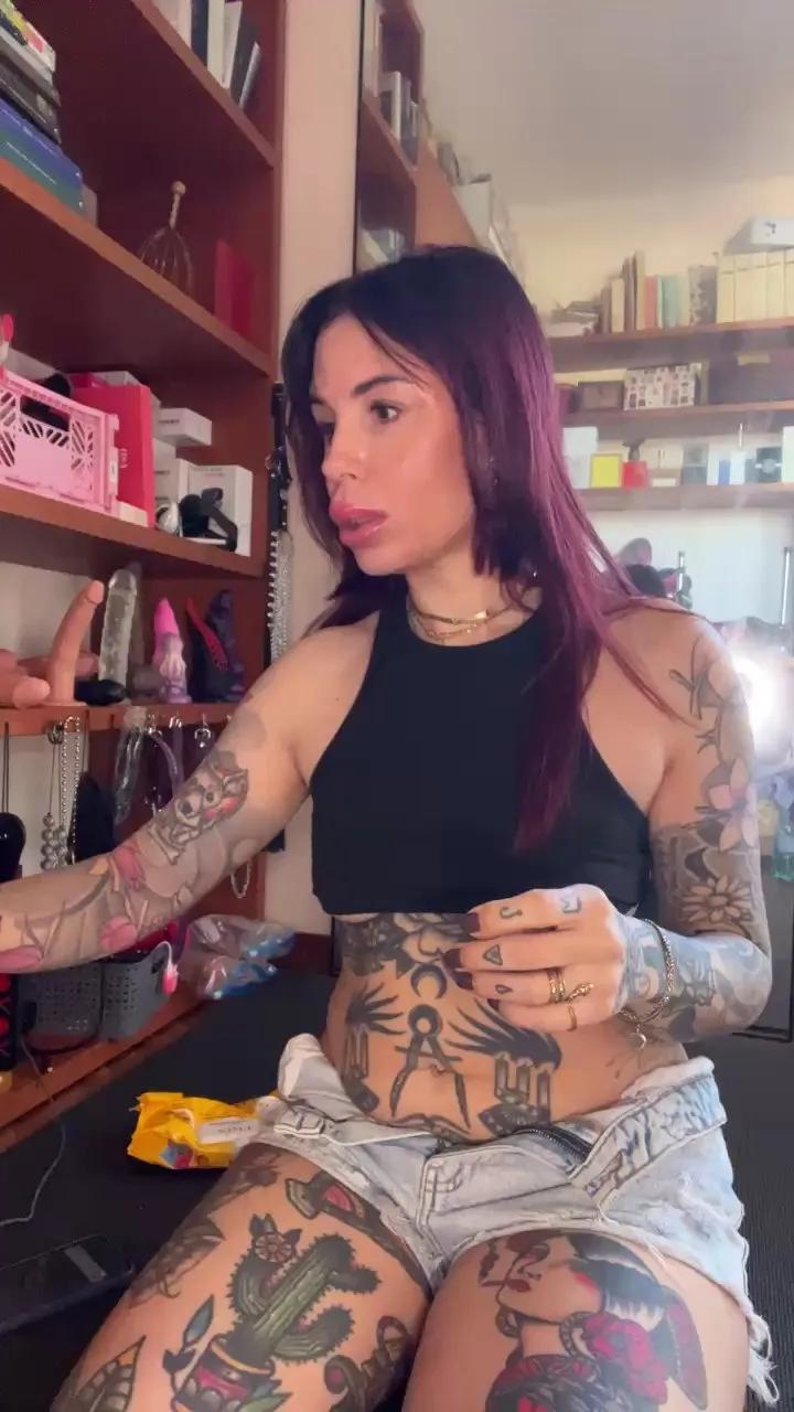 Dancing_w_Vale — Freechat on Cam4