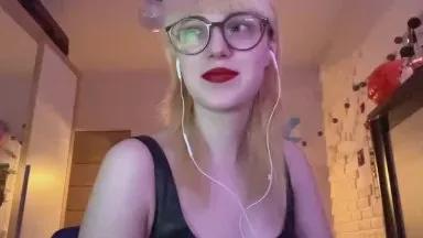 DanikaHuertes —  #schoolgirl #squirt #pawg #bigass #C2C #deepthroat #masturbation