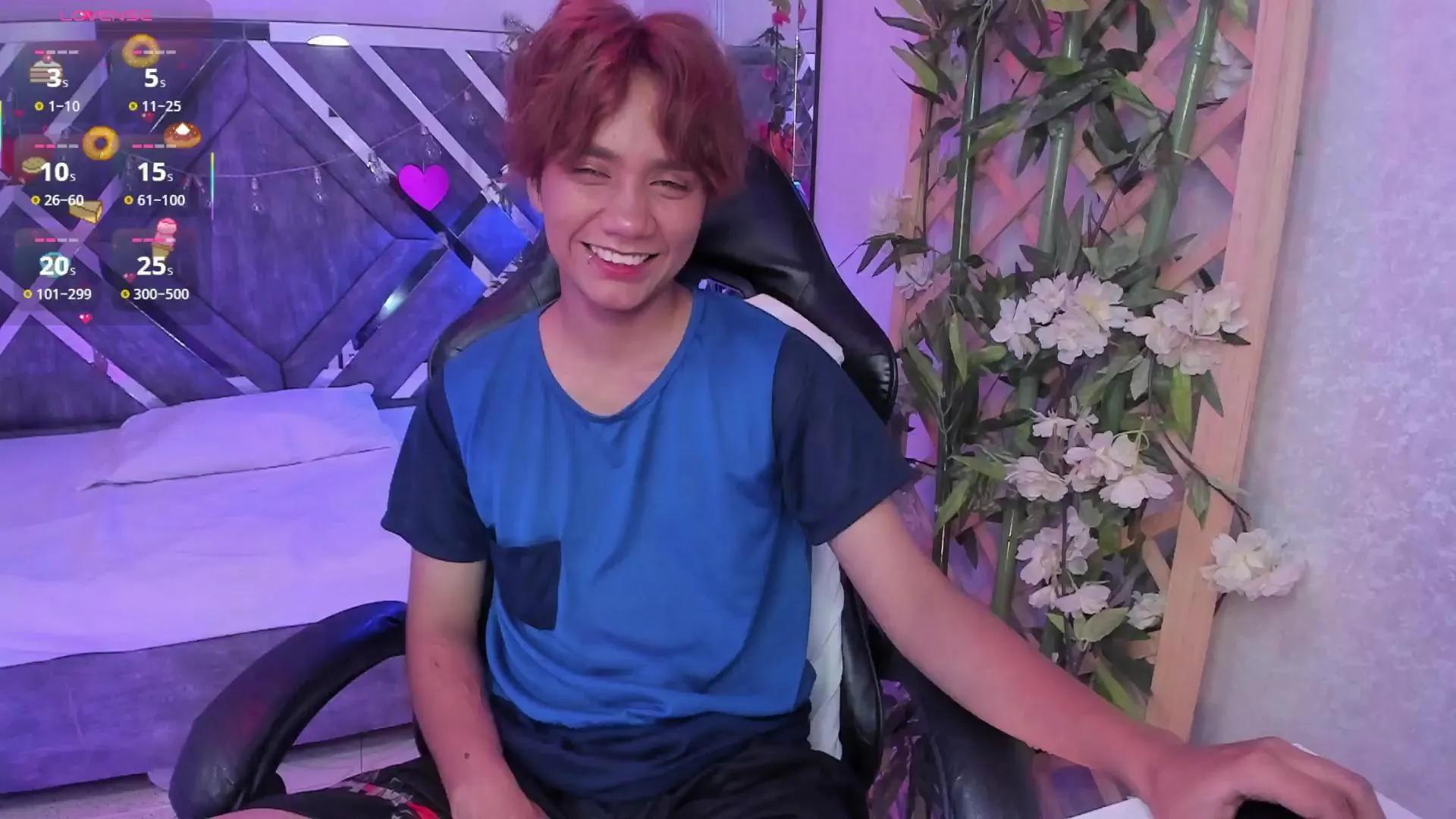 EriolWest —  #gamer #armpits #ass #squirt #schoolgirl #pussy #ftm