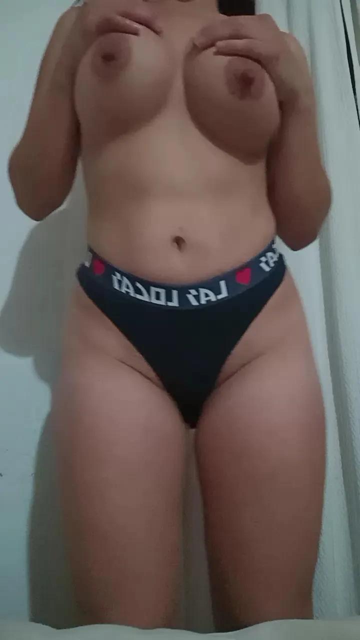 jazmin181 — Freechat on Cam4