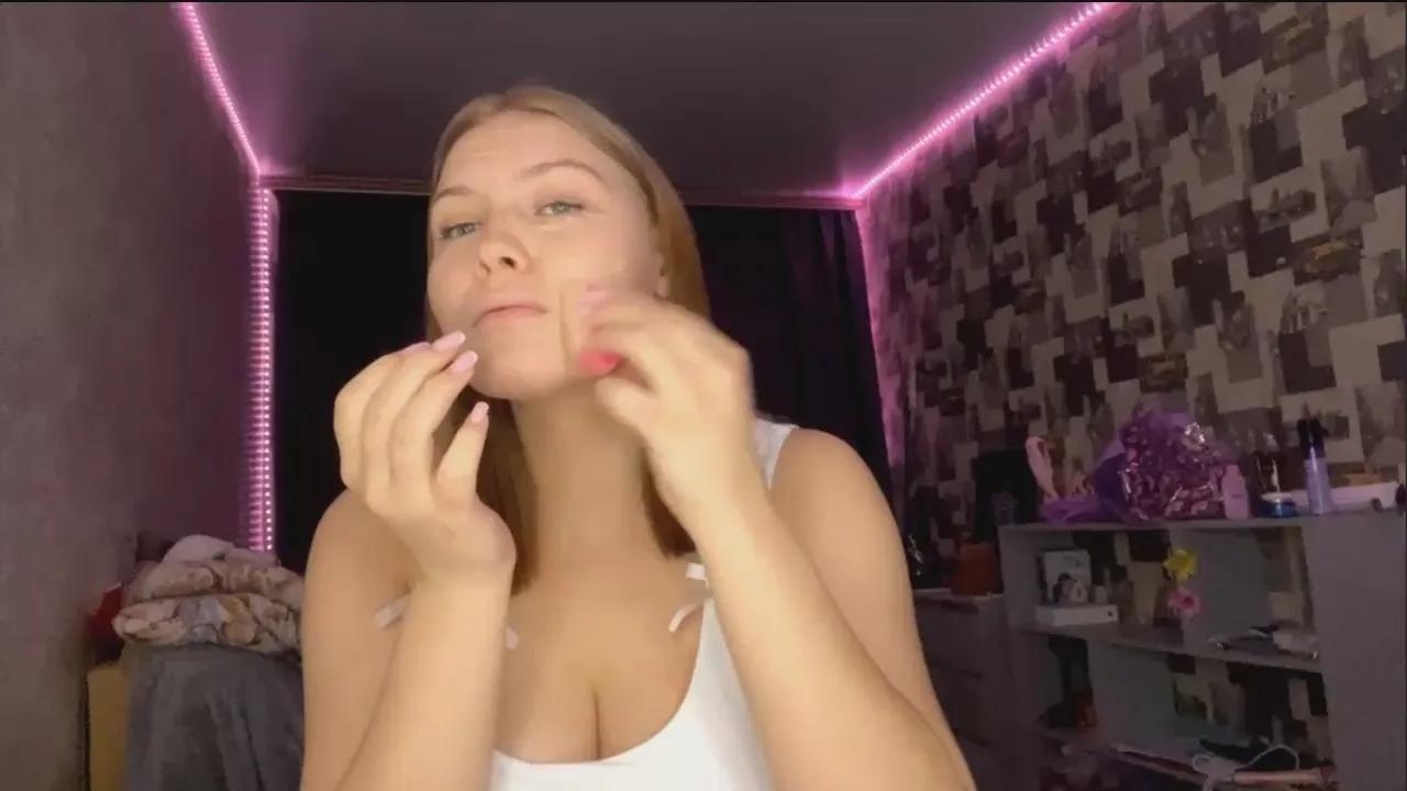 JeanaBlubaugh —  #bigass #schoolgirl #masturbation #pornstar #spanking #pussy #C2C