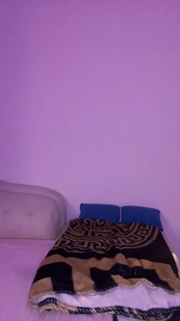 Latinaesp — #amateur #feet #ass #cute #lush