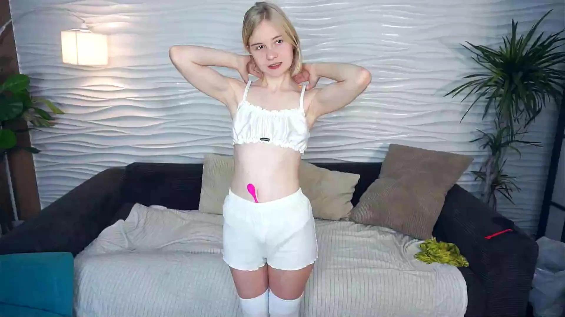 LoraEddy —  #pornstar #masturbation #schoolgirl #femdom #deepthroat #squirt #cute