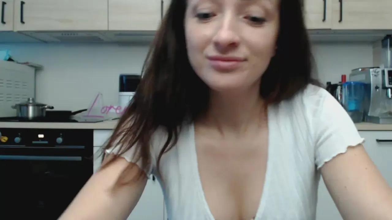 LorenneAngel —  #bigass #cute #gamer #amateur