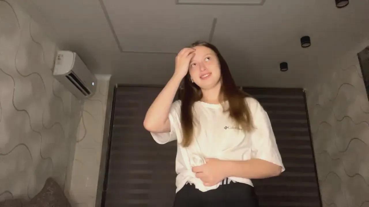 LouveniaBlatz —  #schoolgirl #C2C #squirt #milk #masturbation #smoke #striptease