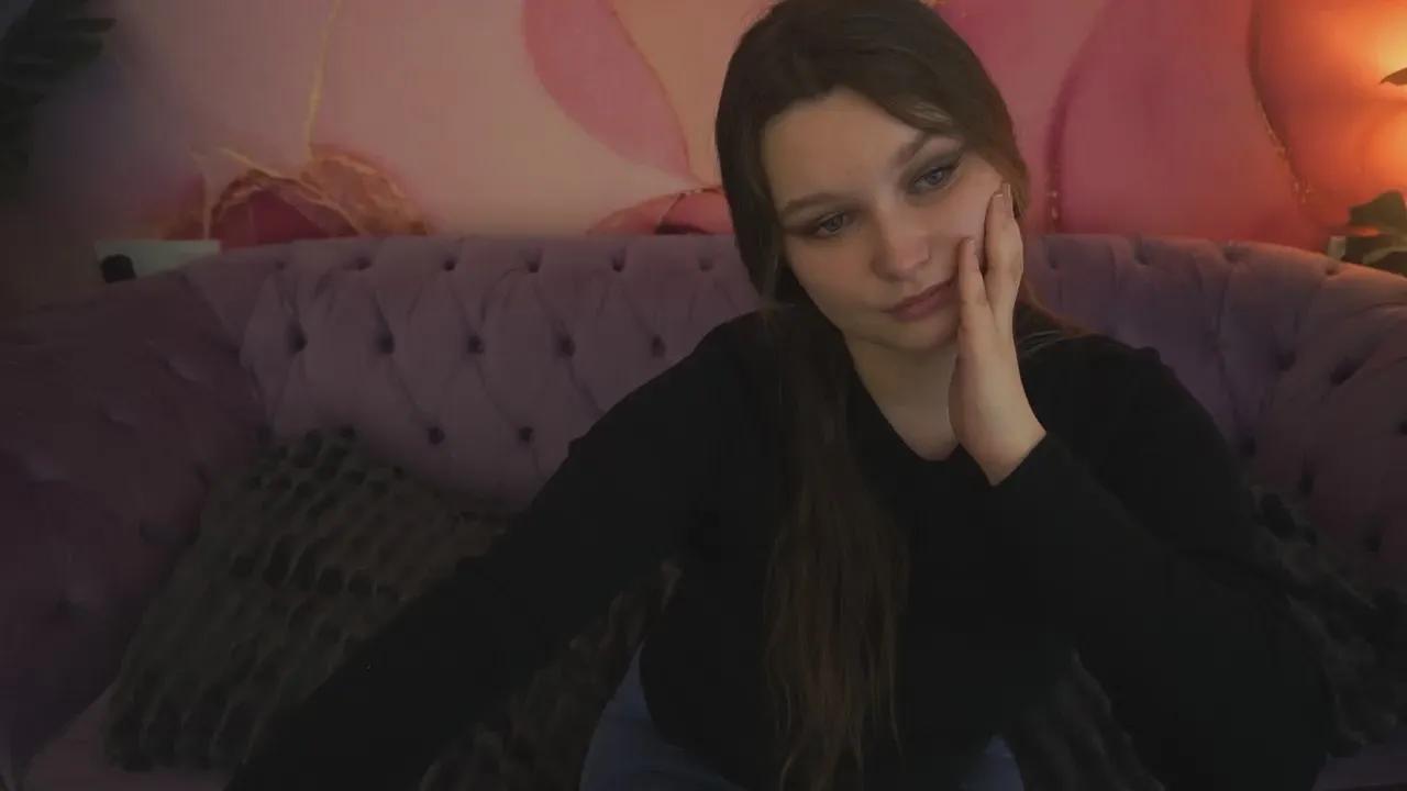 MagicPeachh —  #bigass #schoolgirl #C2C #smoke #cute #spanking #feet