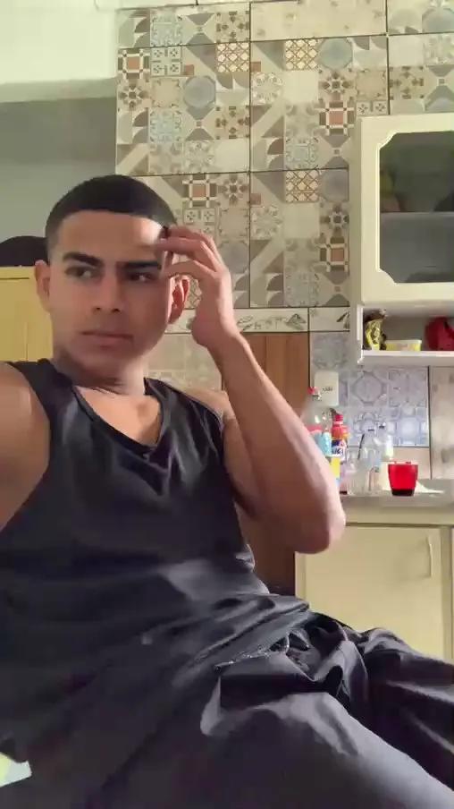 MARENTO23CMM — Freechat on Cam4