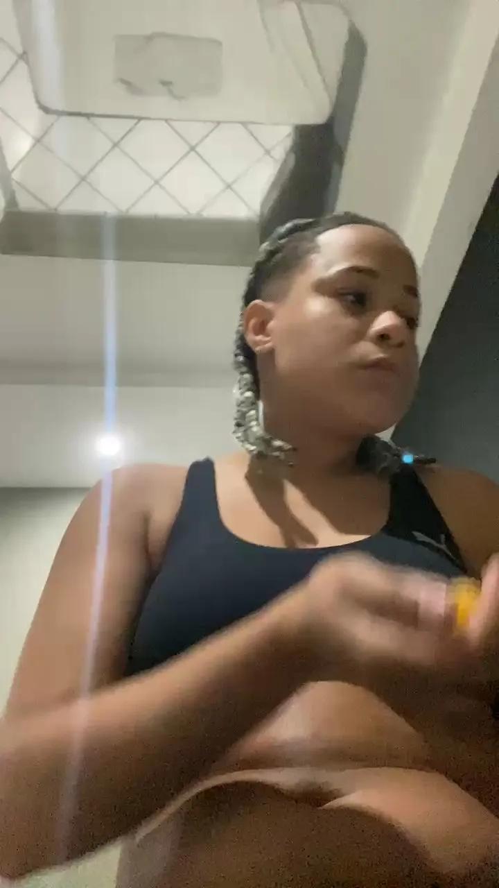 Taifetinnatrem — Freechat on Cam4