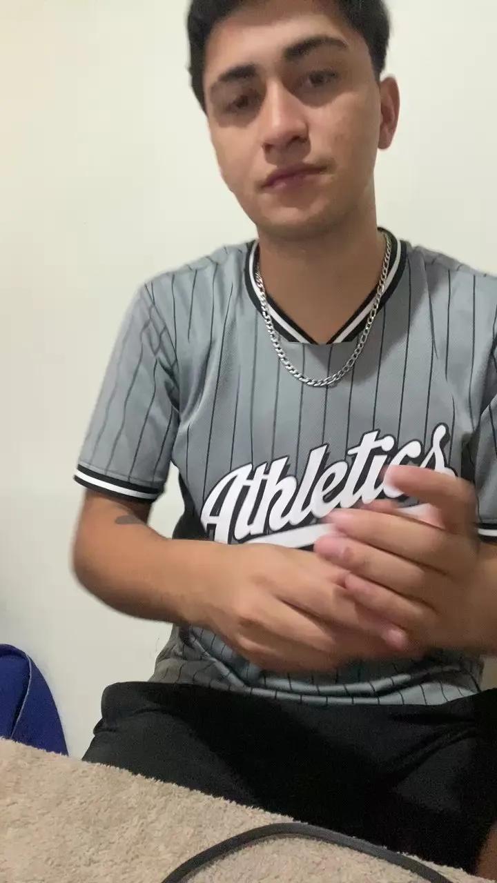 Tavinh067 — Freechat on Cam4