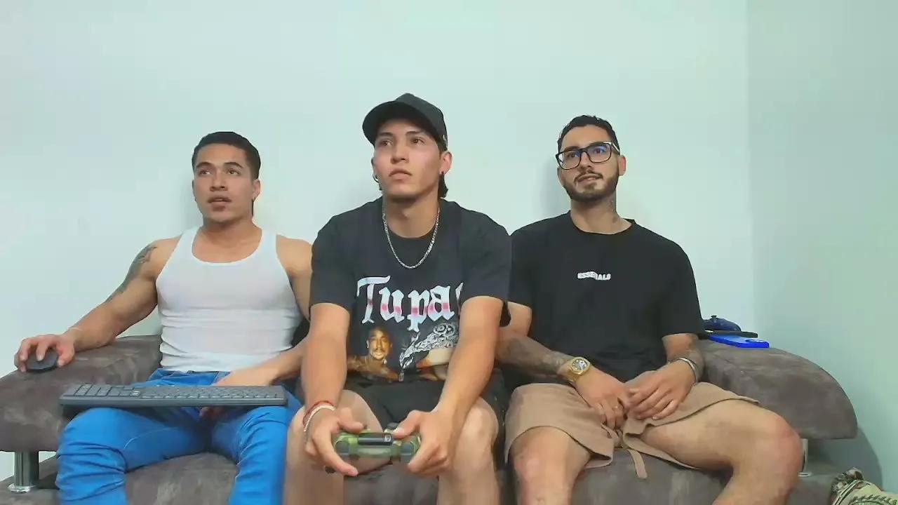 thebadboys01 — Freechat on Cam4