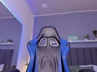 alessia-leroy — Sexy body naked with oil [315 tokens remaining]