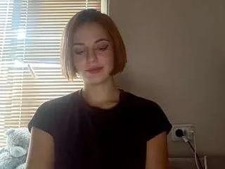 auroravargas — Goal: play with my tits under top - Hey, I'm Chloe and it's my first day here, lets meet! [50 tokens remaining]