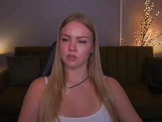 celestenoirr on CamSoda 