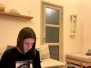 clairepatel — last tipper get control 3 min) [200 tokens remaining]