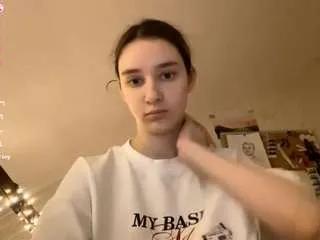 silvereckersley — show feet [100 tokens remaining]