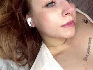 zoegarcia — Massage my tits [75 tokens remaining]