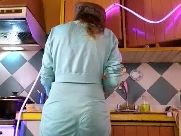 jony_marta —  GOAL: take off top/suck dick 1 min  [10]  PVT open  #bush #pregnant #shy #pawg #blowjob