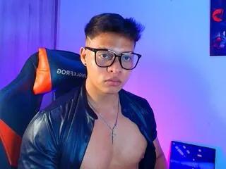 evan_greey — Freechat on Flirt4Free