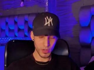 noah_brigth — Away on Flirt4Free