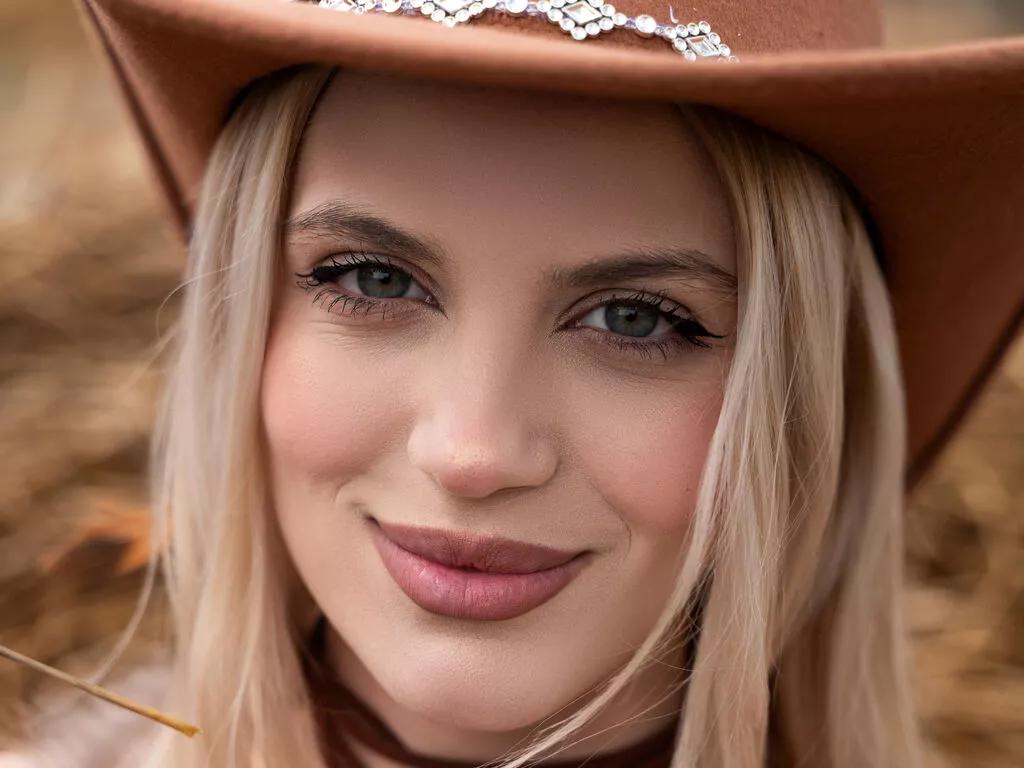 Eden — Movies ,funny jokes and vacations.