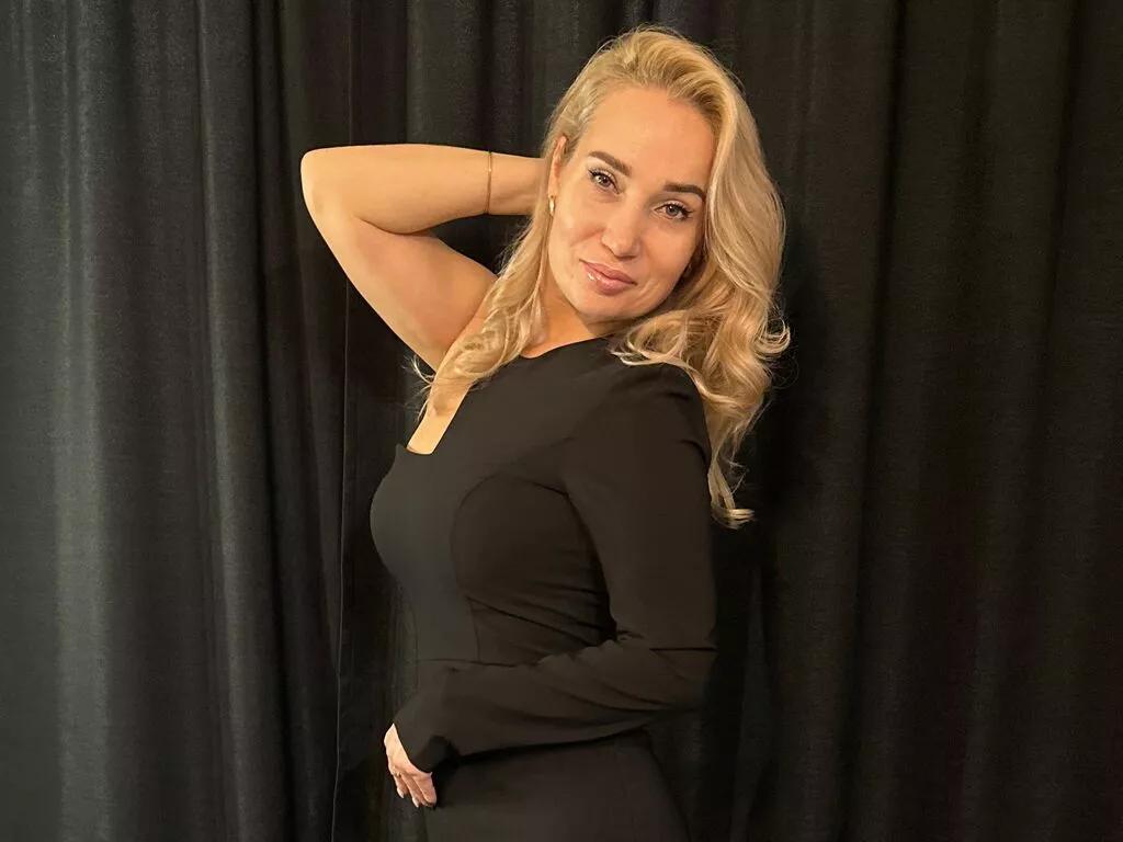 LinaCoolfire — Dating, pleasant conversations, interesting meetings, walks and travel.