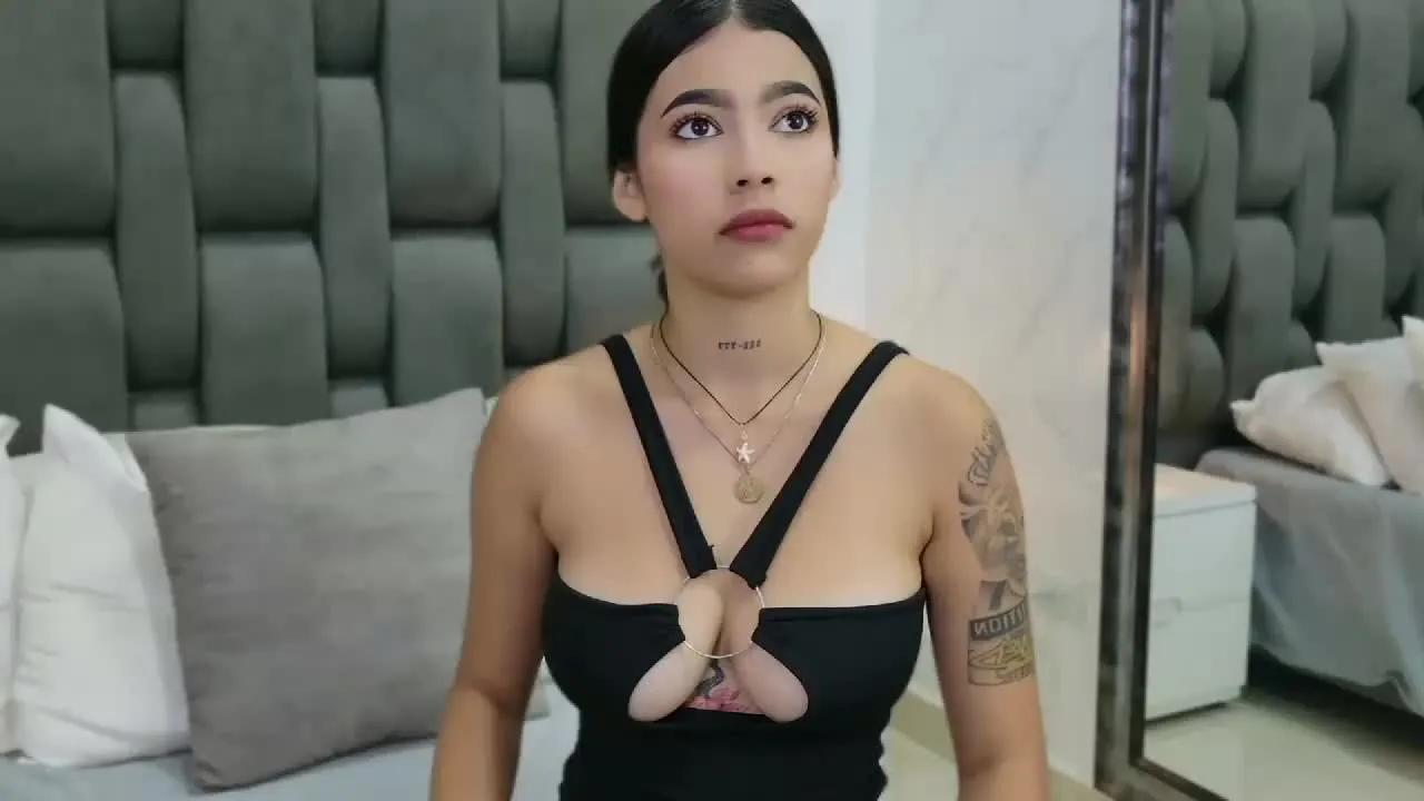 LisaHoover — Freechat on Streamray