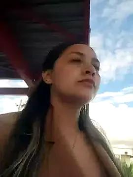 alana_69 on StripChat 