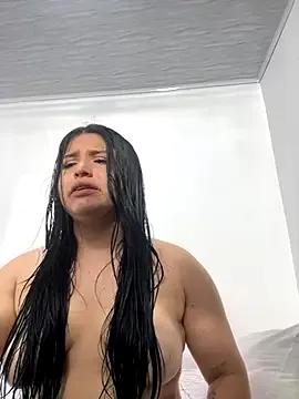 pareja_curiosa19 — cum in a glass and drink it