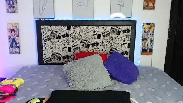 Rihana14 — SQUIRTNG AND SPANK IN PUSSY 